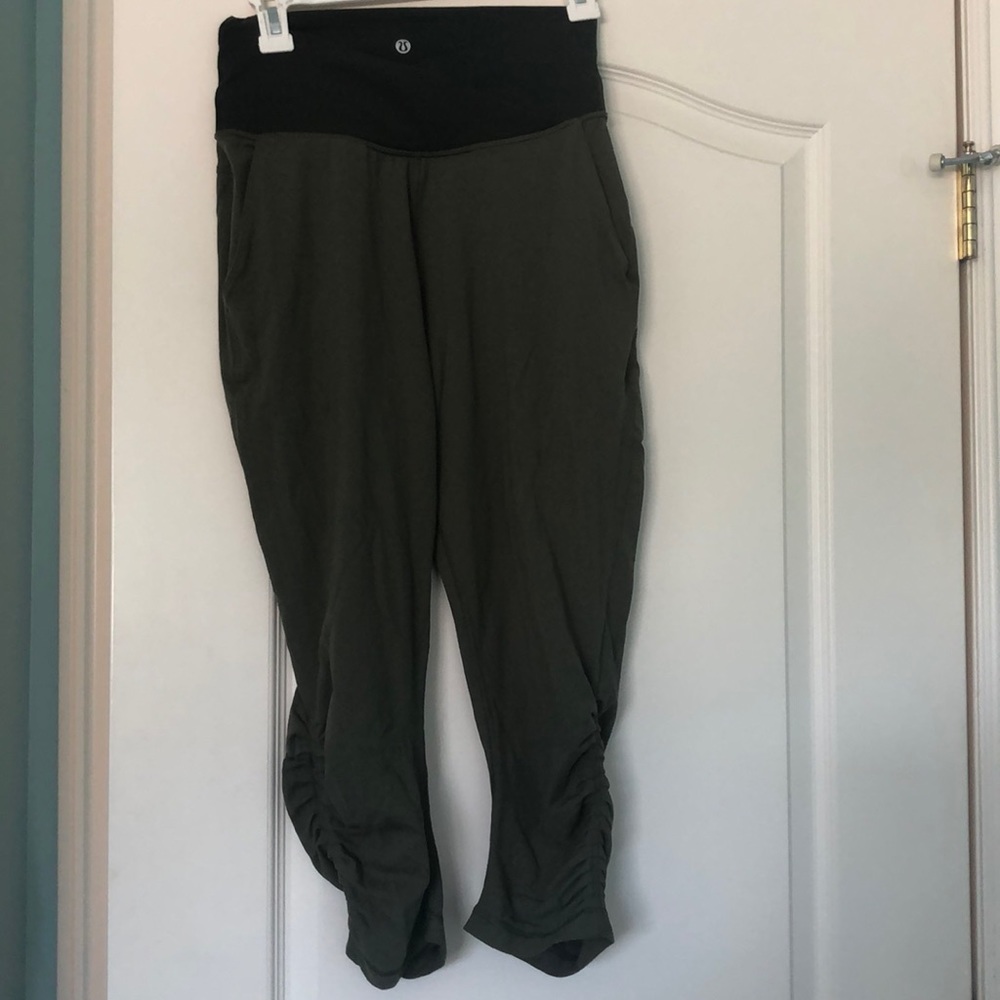 Lululemon lounge yoga pants